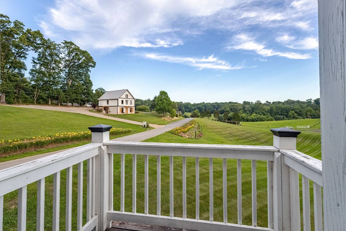 View of the farm from the Milkbarn second-story balcony