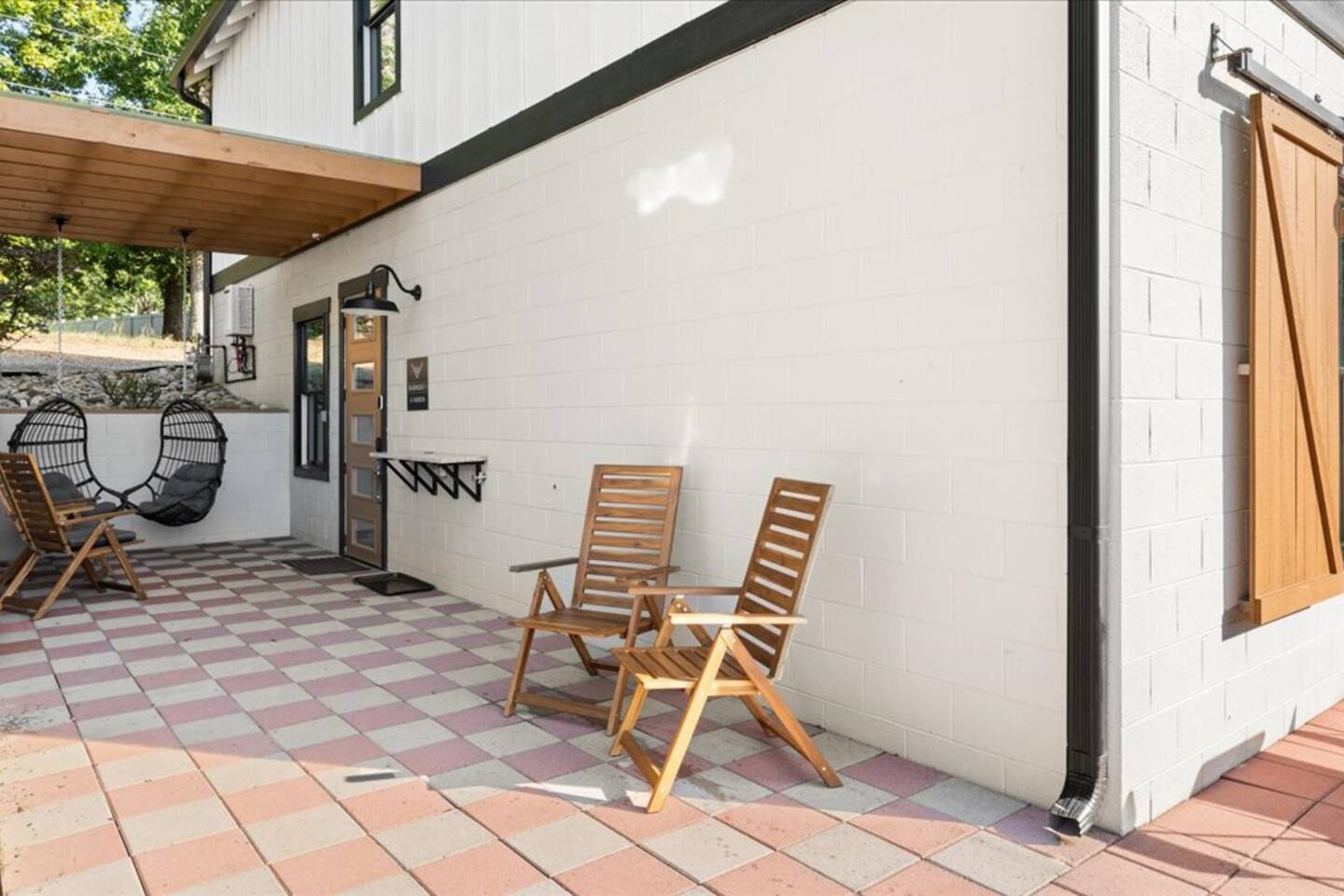 Barndo 1A · North one-bedroom at Cedar Pond Farms in Jefferson City — a one-bedroom barndominium suite on a working farm with Scottish Highland cattle.